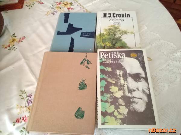 Vyprávění o dřevě,Zelená léta, Třicet manželek, S