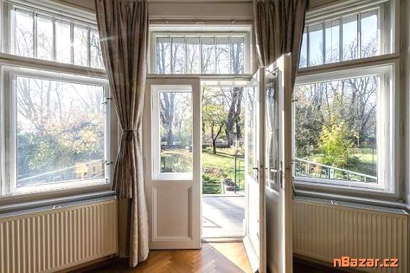 Prodej bytu 4+1 172 m² + zahrada, Praha - Hradčany