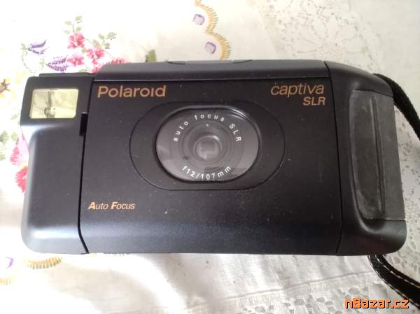 Starý fotoaparát zn. Polaroid Captiva SLR Auto Fo