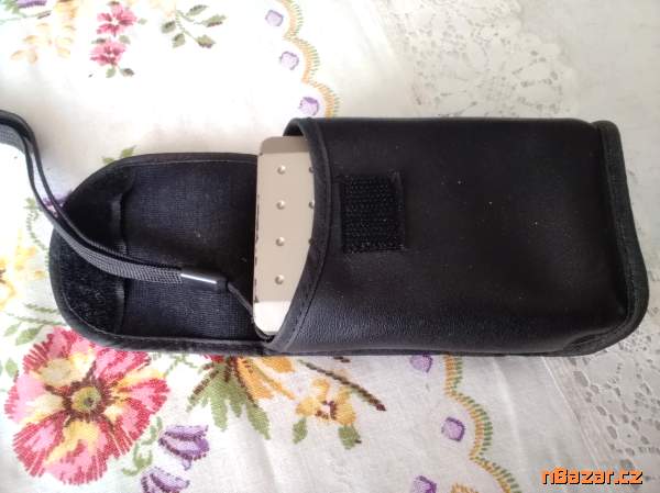 Starý americký expozimetr s koženou brašničkou Starý americký expozimetr s koženou brašničkou