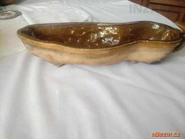 stará keramická forma (ryba) na pečení