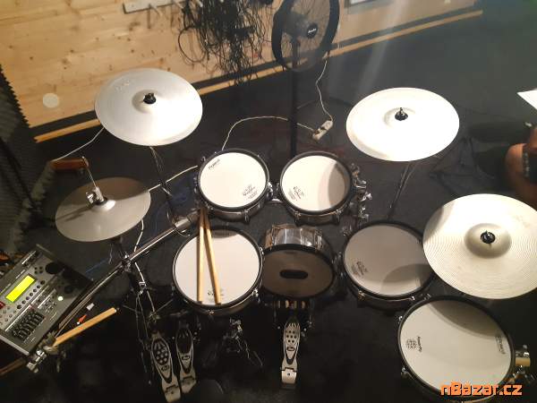 Prodám bicí soupravu Roland TD20K-V Drums