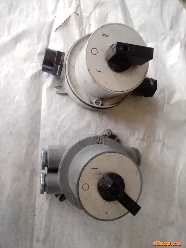 jednopolohový a dvoupolohový spínač vačkový pře jednopolohový a dvoupolohový spínač vačkový pře