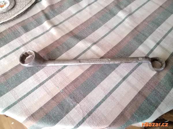 Očkový klíč vyhnutý 27/32 Očkový klíč vyhnutý 27/32