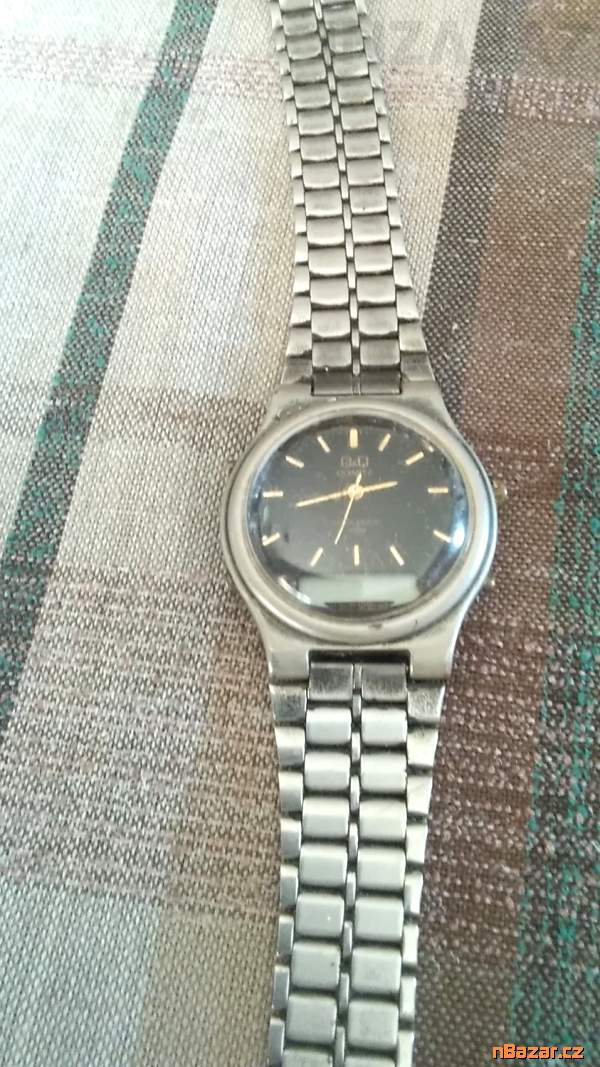 japonské , vodotěsné hodinky zn. Quartz
