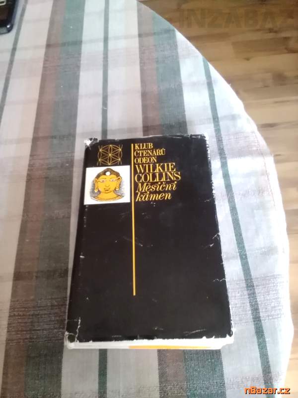 Měsíční kámen - napínavý kriminální román