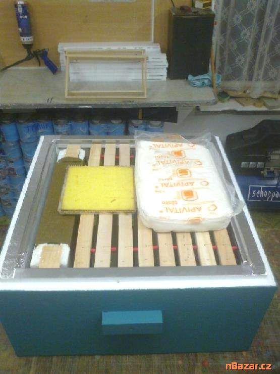 Nabízím k prodeji Včelí úly. Nabízím k prodeji Včelí úly.