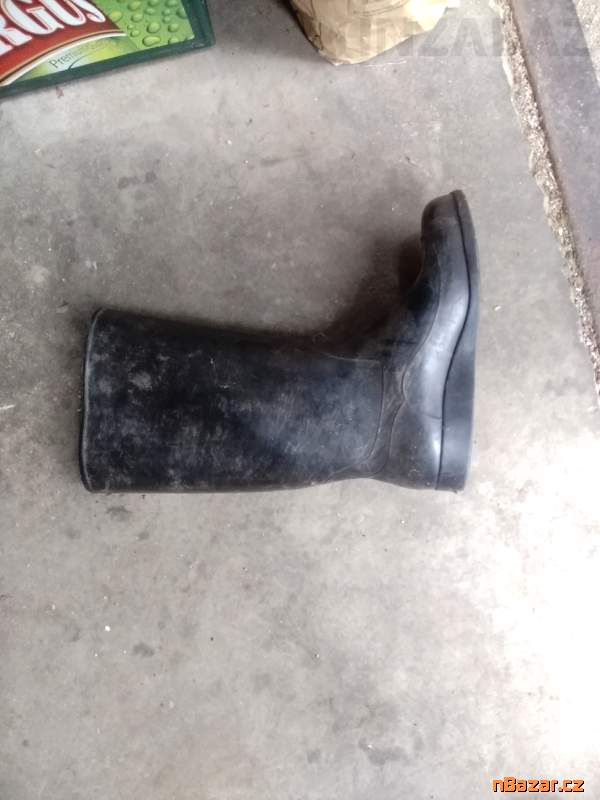 pánské černé holiny