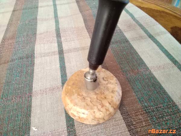 Staré držátko na psací potřeby