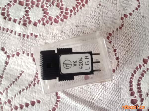 Gramo přenoska VK 4204 / Tesla Gramo přenoska VK 4204 / Tesla